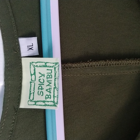 Olive green tank dress.  Size extra large.  New without tags.  Pockets on both s - Picture 2 of 5